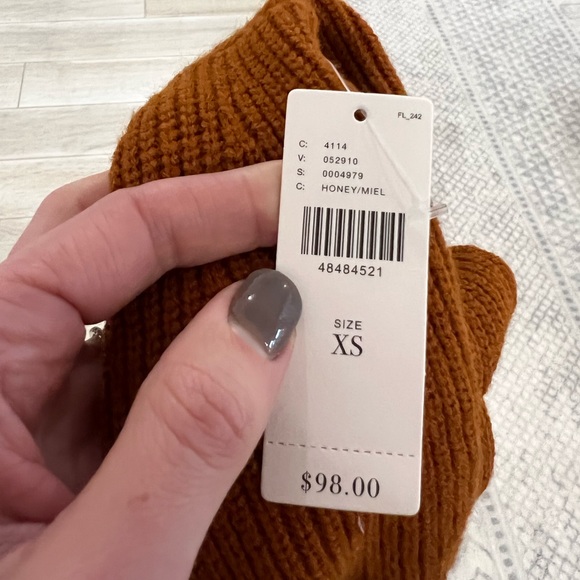 Tie front sweater - Picture 4 of 8